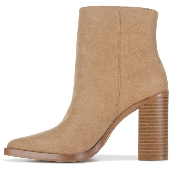 Buana Block Heel Bootie - Picture 2 of 5